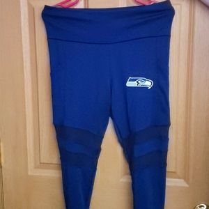 Seahawks Leggings  - NFL Apparel  - Women's M -